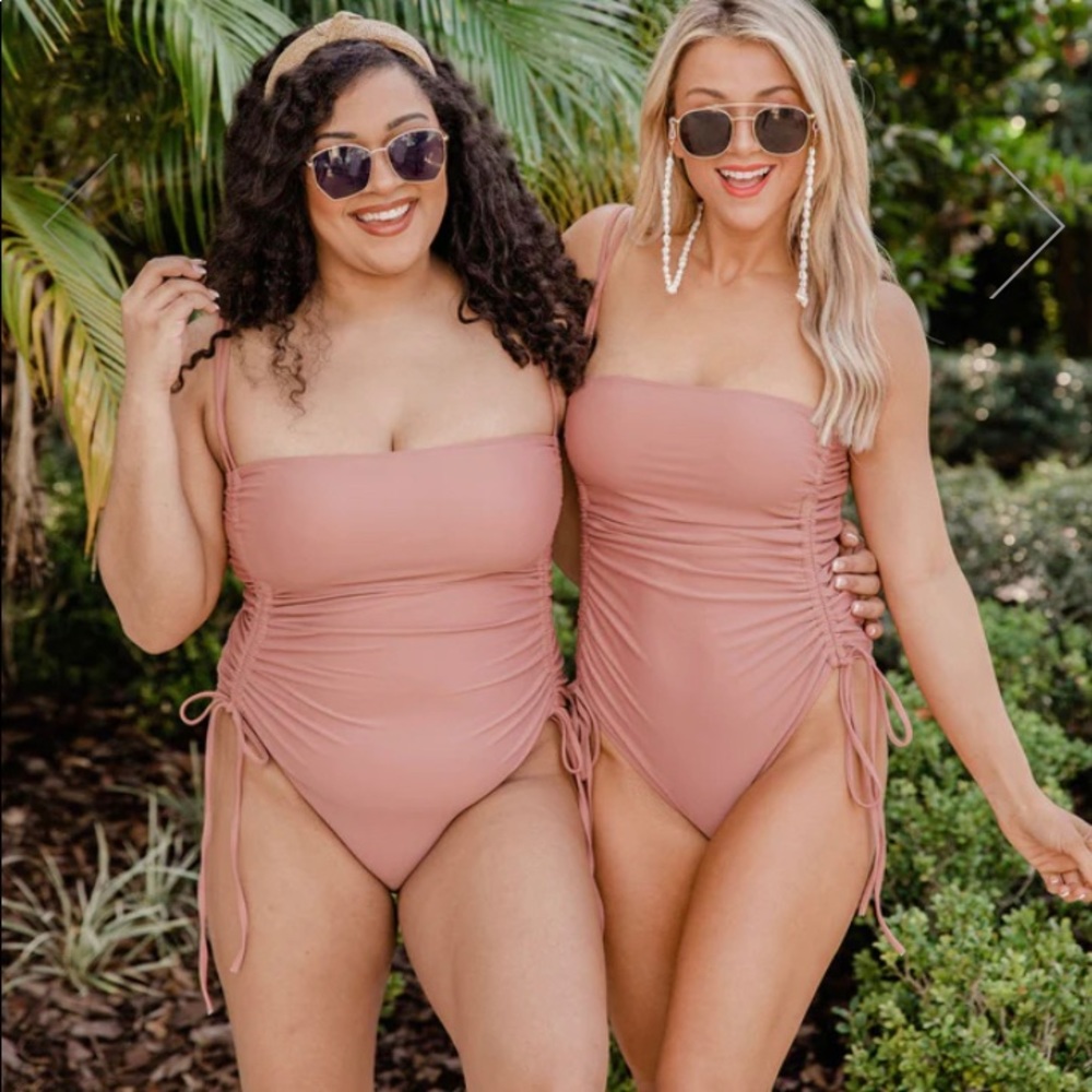 Sunset Sail Rose Square Neck Ruched Side Swimsuit (2X) - NEW, NEVER WORN
